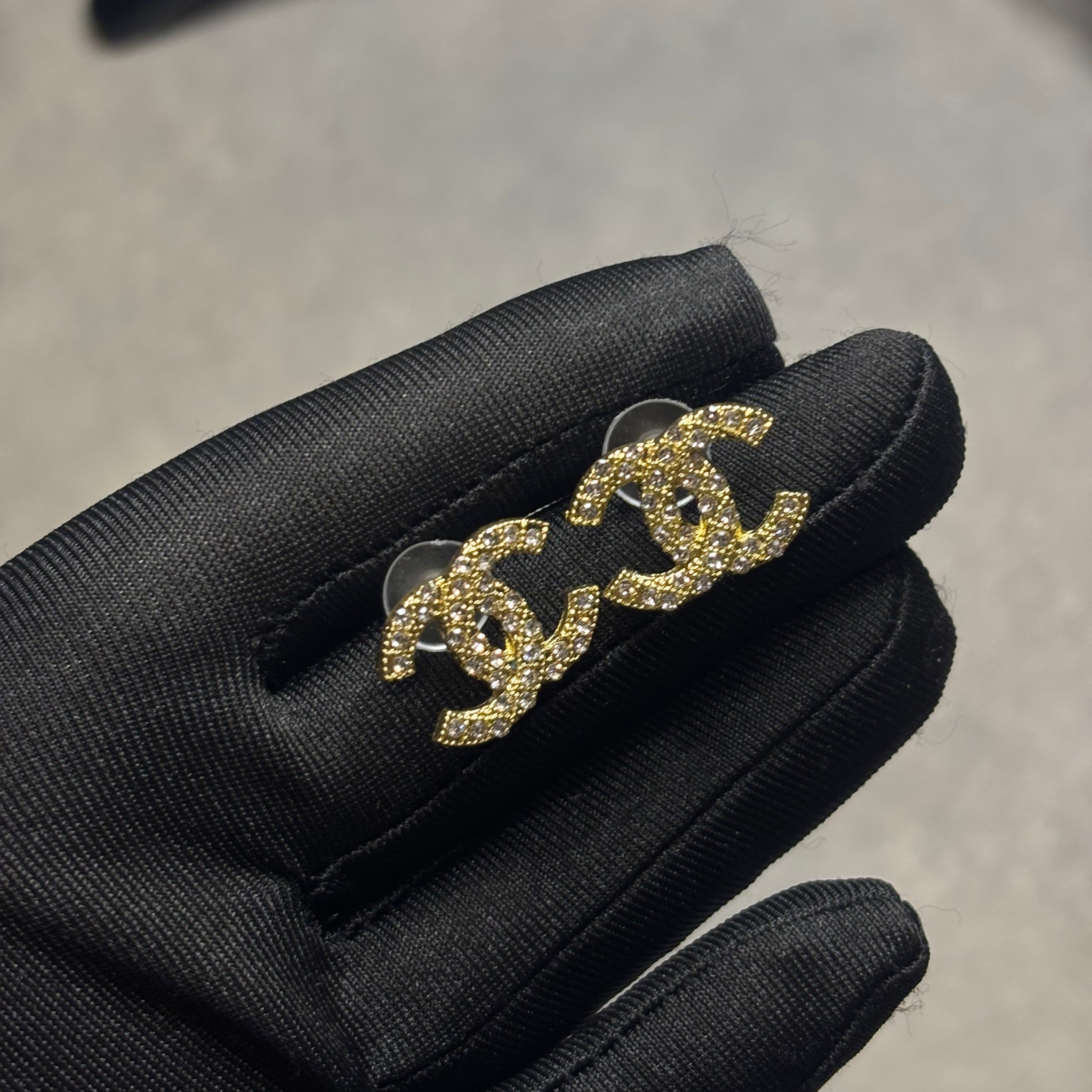 Chanel diamond earings